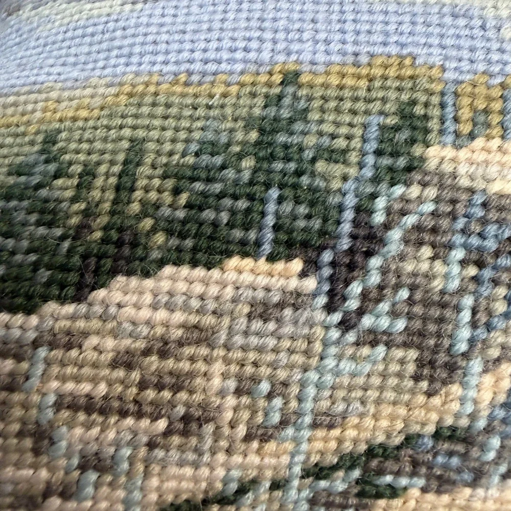 Wolf Needlepoint Pillow Tapestry Style Wildlife Cabin‎ Lodge Decor 16x12